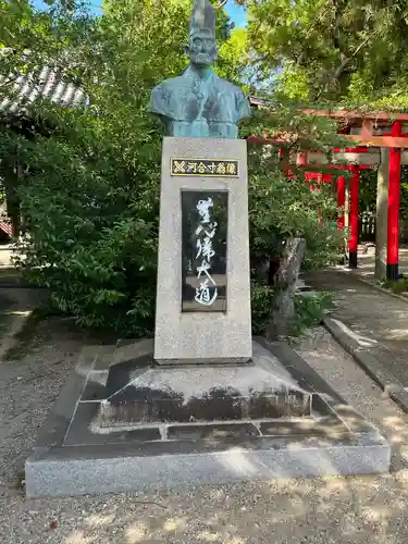 姫路神社の像