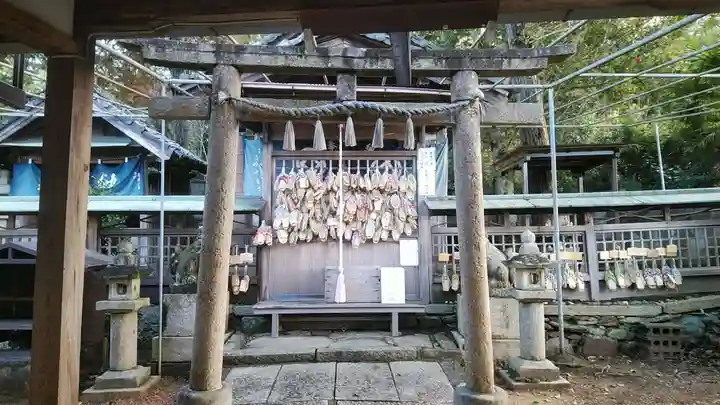 観音寺(足守神社)の鳥居