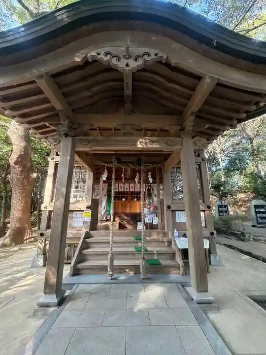 伊都国 宮地嶽神社の{uncategorized: "未分類", other: "その他", undefined: "問題あり", building: "その他建物", grave: "お墓", sacred_gate: "鳥居", guardian: "狛犬", statue: "像", buddha: "仏像", history: "歴史", nature: "自然", garden: "庭園", animal: "動物", pagoda: "塔", temizu: "手水舎", mountain_gate: "山門・神門", sanctuary: "本殿・本堂", subordinate: "末社・摂社", art: "芸術", scenery: "景色", jizo: "地蔵", ema: "絵馬", goshuin: "御朱印", omikuji: "おみくじ", items: "授与品その他", amulet: "お守り", goshuincho: "御朱印帳", eats: "食事", festival: "お祭り", votive_dance: "神楽", shichigosan: "七五三参", wedding: "結婚式", experience: "体験その他", initially: "初詣", around: "周辺", anti_infection: "感染症対策"}