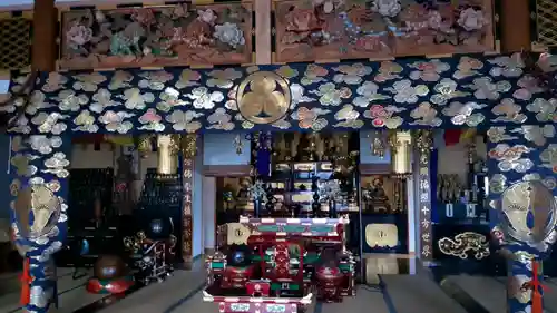 法泉寺の本殿・本堂
