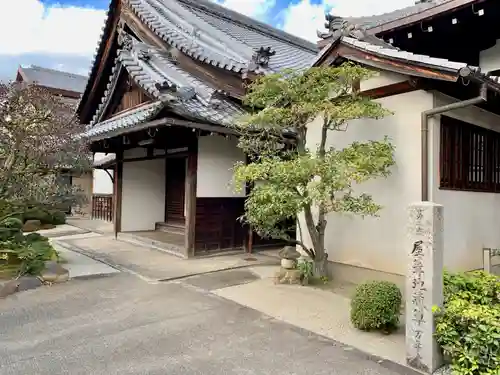 新德禅寺 (新徳寺)の本殿