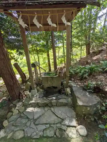玉野御嶽神社の手水舎