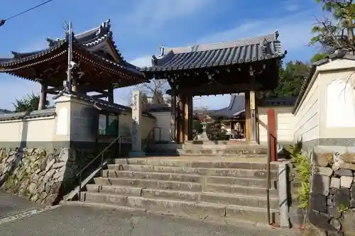 帝釈寺の山門・神門