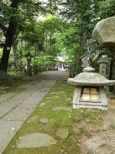 五所駒瀧神社の庭園