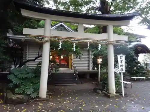 前鳥神社の末社