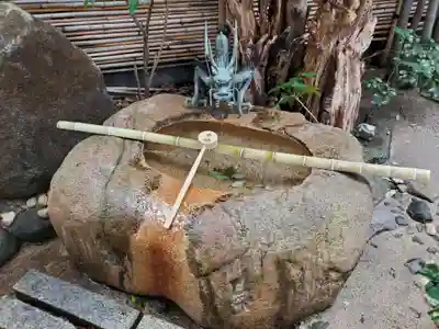 二宮神社の手水舎