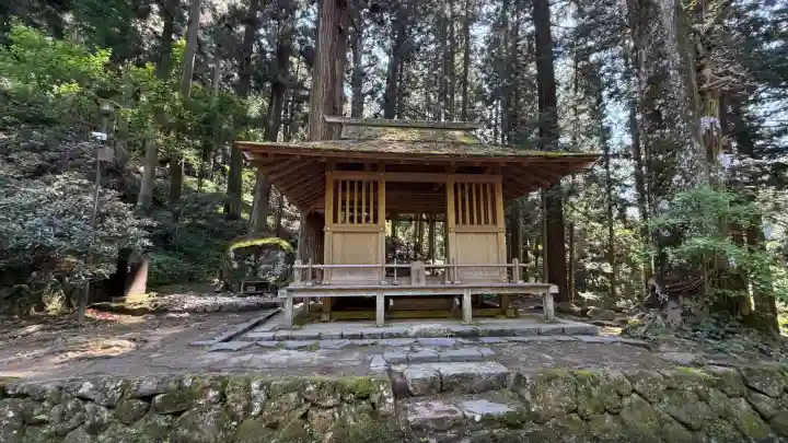 室生寺の{uncategorized: "未分類", other: "その他", undefined: "問題あり", building: "その他建物", grave: "お墓", sacred_gate: "鳥居", guardian: "狛犬", statue: "像", buddha: "仏像", history: "歴史", nature: "自然", garden: "庭園", animal: "動物", pagoda: "塔", temizu: "手水舎", mountain_gate: "山門・神門", sanctuary: "本殿・本堂", subordinate: "末社・摂社", art: "芸術", scenery: "景色", jizo: "地蔵", ema: "絵馬", goshuin: "御朱印", omikuji: "おみくじ", items: "授与品その他", amulet: "お守り", goshuincho: "御朱印帳", eats: "食事", festival: "お祭り", votive_dance: "神楽", shichigosan: "七五三参", wedding: "結婚式", experience: "体験その他", initially: "初詣", around: "周辺", anti_infection: "感染症対策"}