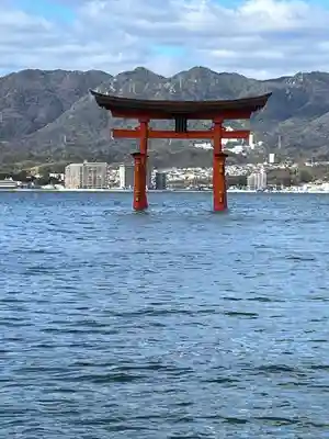 厳島神社(広島県)