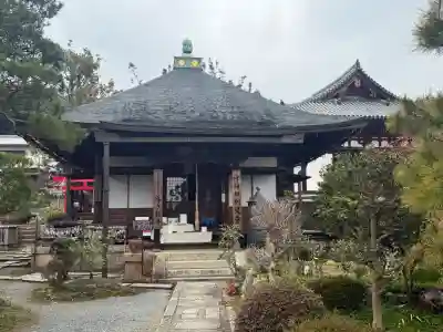 當麻寺中之坊の{uncategorized: "未分類", other: "その他", undefined: "問題あり", building: "その他建物", grave: "お墓", sacred_gate: "鳥居", guardian: "狛犬", statue: "像", buddha: "仏像", history: "歴史", nature: "自然", garden: "庭園", animal: "動物", pagoda: "塔", temizu: "手水舎", mountain_gate: "山門・神門", sanctuary: "本殿・本堂", subordinate: "末社・摂社", art: "芸術", scenery: "景色", jizo: "地蔵", ema: "絵馬", goshuin: "御朱印", omikuji: "おみくじ", items: "授与品その他", amulet: "お守り", goshuincho: "御朱印帳", eats: "食事", festival: "お祭り", votive_dance: "神楽", shichigosan: "七五三参", wedding: "結婚式", experience: "体験その他", initially: "初詣", around: "周辺", anti_infection: "感染症対策"}