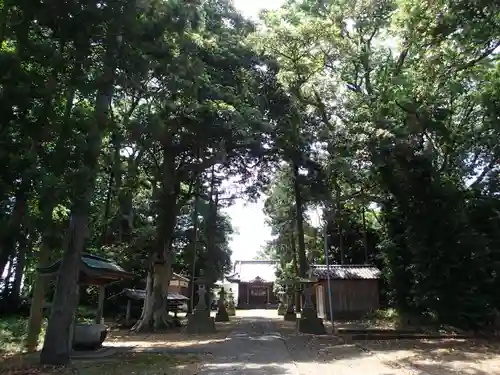 鵜森神社の建物その他