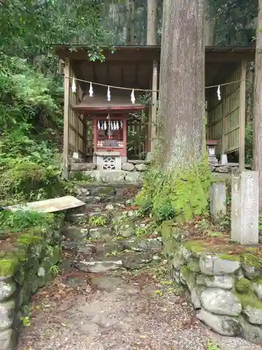 秩父若御子神社の末社