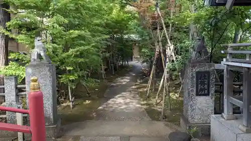 須賀神社の庭園