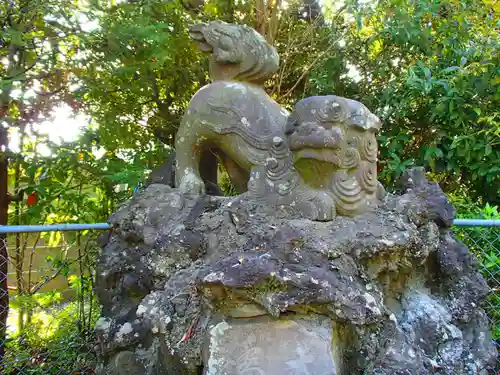 春日部八幡神社の狛犬