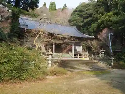 華蔵寺の本殿・本堂