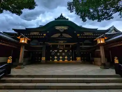 穴八幡宮の本殿・本堂