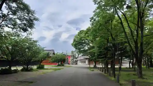 伏見稲荷大社御旅所の庭園