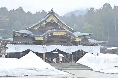 彌彦神社の本殿