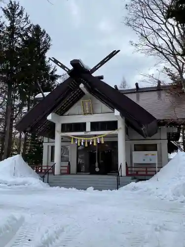 北広島市総鎮守　廣島神社の本殿