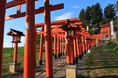 高屋敷稲荷神社の鳥居