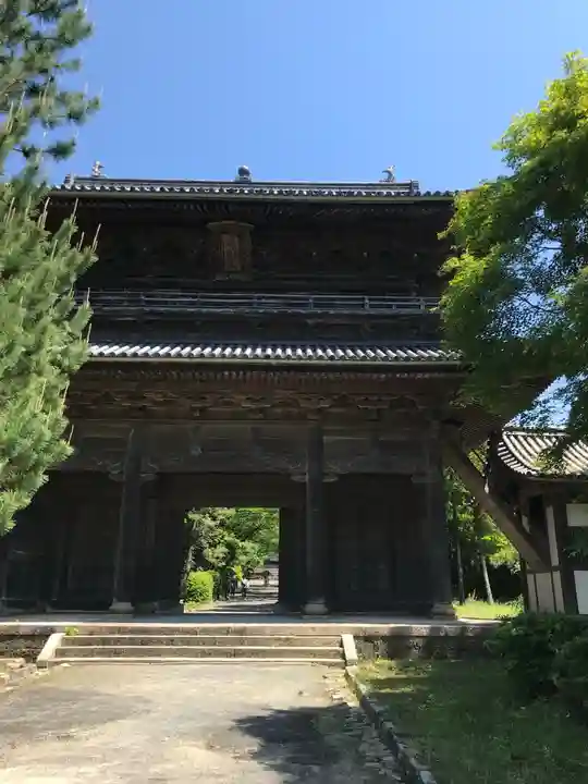 東光寺の山門・神門