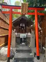 代沢稲荷の鳥居