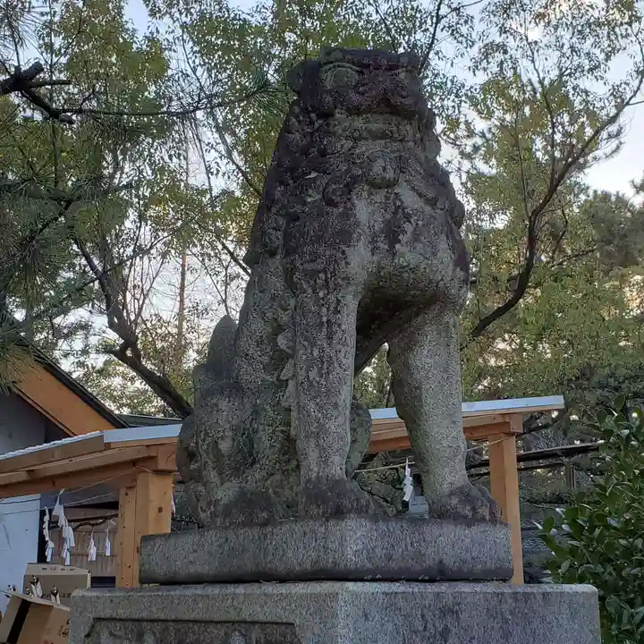 市原稲荷神社の狛犬