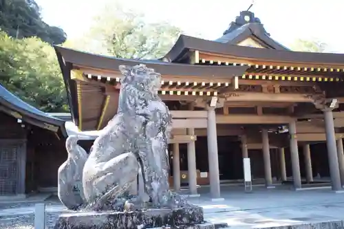 岐阜護國神社の狛犬