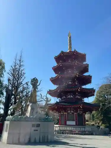 川崎大師（平間寺）の{uncategorized: "未分類", other: "その他", undefined: "問題あり", building: "その他建物", grave: "お墓", sacred_gate: "鳥居", guardian: "狛犬", statue: "像", buddha: "仏像", history: "歴史", nature: "自然", garden: "庭園", animal: "動物", pagoda: "塔", temizu: "手水舎", mountain_gate: "山門・神門", sanctuary: "本殿・本堂", subordinate: "末社・摂社", art: "芸術", scenery: "景色", jizo: "地蔵", ema: "絵馬", goshuin: "御朱印", omikuji: "おみくじ", items: "授与品その他", amulet: "お守り", goshuincho: "御朱印帳", eats: "食事", festival: "お祭り", votive_dance: "神楽", shichigosan: "七五三参", wedding: "結婚式", experience: "体験その他", initially: "初詣", around: "周辺", anti_infection: "感染症対策"}