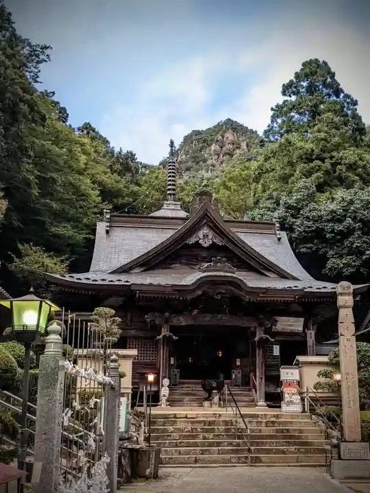 大窪寺の本殿・本堂