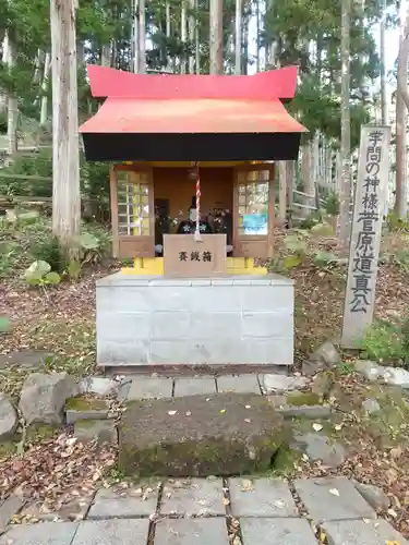 神社（洞爺湖中の島）の本殿・本堂