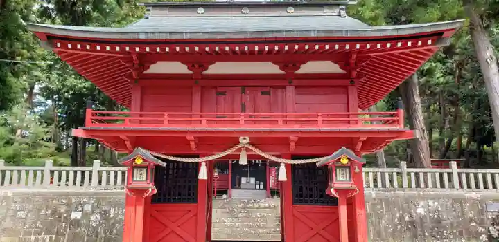 一宮浅間神社の山門・神門