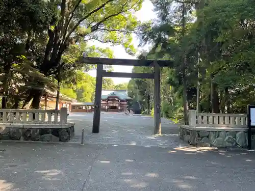 氷上姉子神社（熱田神宮摂社）の鳥居