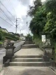 生目神社の建物その他