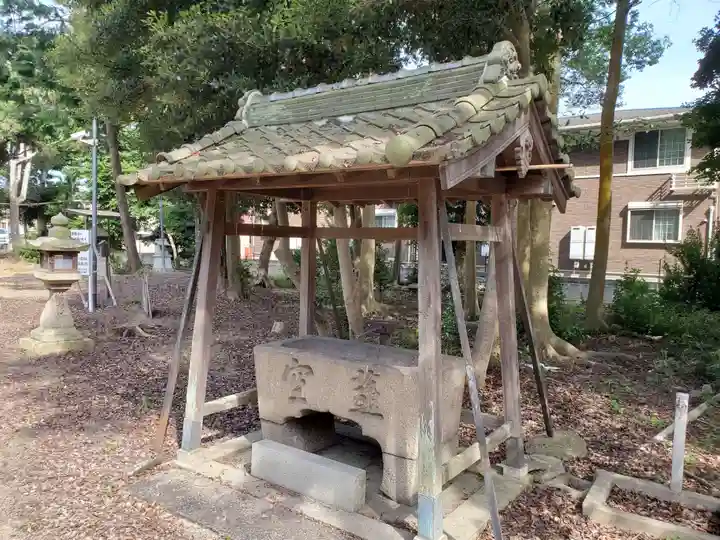 八幡神社の手水舎