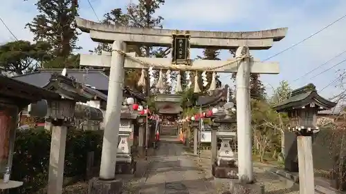 鶴峯八幡宮の鳥居