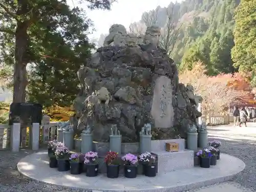 大山阿夫利神社の狛犬