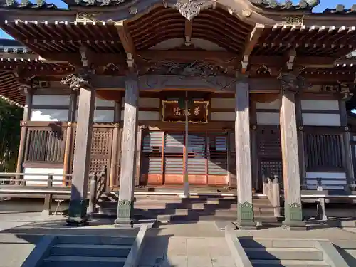 華藏院の本殿・本堂