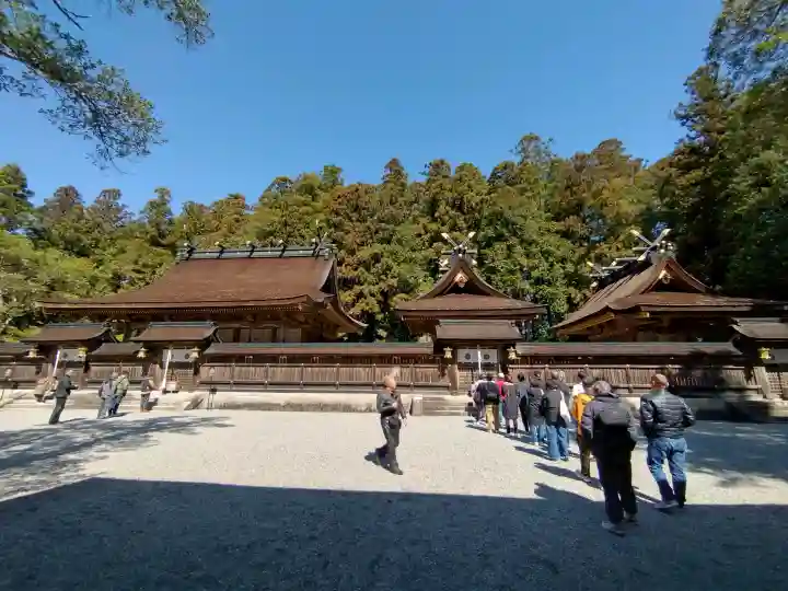 熊野本宮大社の{uncategorized: "未分類", other: "その他", undefined: "問題あり", building: "その他建物", grave: "お墓", sacred_gate: "鳥居", guardian: "狛犬", statue: "像", buddha: "仏像", history: "歴史", nature: "自然", garden: "庭園", animal: "動物", pagoda: "塔", temizu: "手水舎", mountain_gate: "山門・神門", sanctuary: "本殿・本堂", subordinate: "末社・摂社", art: "芸術", scenery: "景色", jizo: "地蔵", ema: "絵馬", goshuin: "御朱印", omikuji: "おみくじ", items: "授与品その他", amulet: "お守り", goshuincho: "御朱印帳", eats: "食事", festival: "お祭り", votive_dance: "神楽", shichigosan: "七五三参", wedding: "結婚式", experience: "体験その他", initially: "初詣", around: "周辺", anti_infection: "感染症対策"}