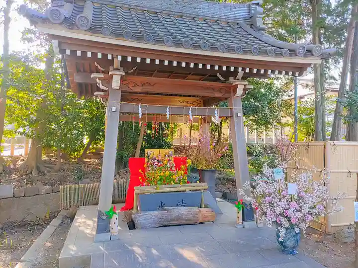 東海市熊野神社の手水舎