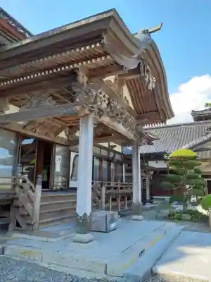 長圓寺の本殿・本堂