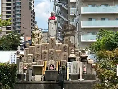 愛染堂勝鬘院の地蔵