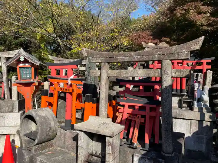 伏見稲荷大社一ノ峰(上之社神蹟•末廣大神)(京都府)