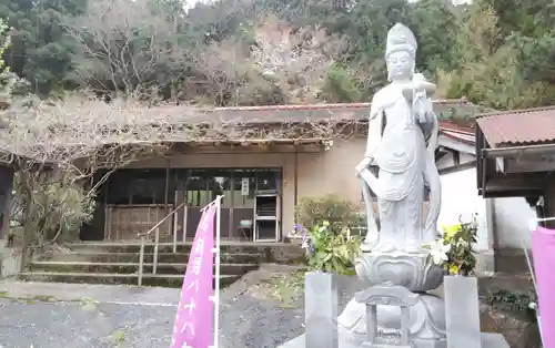 岡部神恵院の仏像