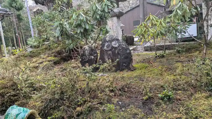 飯室谷不動堂 長寿院(滋賀県)