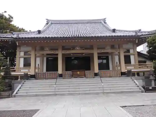 霊巌寺の本殿・本堂