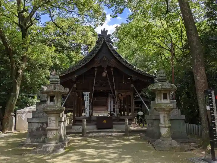 白山神社(二子町)の本殿・本堂