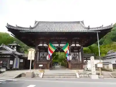 石山寺の山門・神門