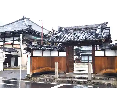 大徳院の山門・神門