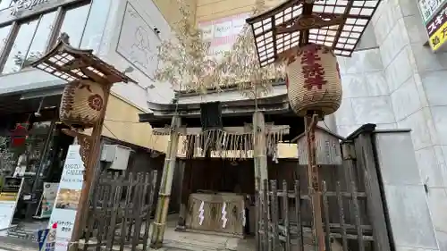 八坂神社 御手洗井の鳥居