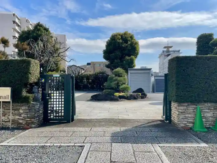 愛染院の{uncategorized: "未分類", other: "その他", undefined: "問題あり", building: "その他建物", grave: "お墓", sacred_gate: "鳥居", guardian: "狛犬", statue: "像", buddha: "仏像", history: "歴史", nature: "自然", garden: "庭園", animal: "動物", pagoda: "塔", temizu: "手水舎", mountain_gate: "山門・神門", sanctuary: "本殿・本堂", subordinate: "末社・摂社", art: "芸術", scenery: "景色", jizo: "地蔵", ema: "絵馬", goshuin: "御朱印", omikuji: "おみくじ", items: "授与品その他", amulet: "お守り", goshuincho: "御朱印帳", eats: "食事", festival: "お祭り", votive_dance: "神楽", shichigosan: "七五三参", wedding: "結婚式", experience: "体験その他", initially: "初詣", around: "周辺", anti_infection: "感染症対策"}